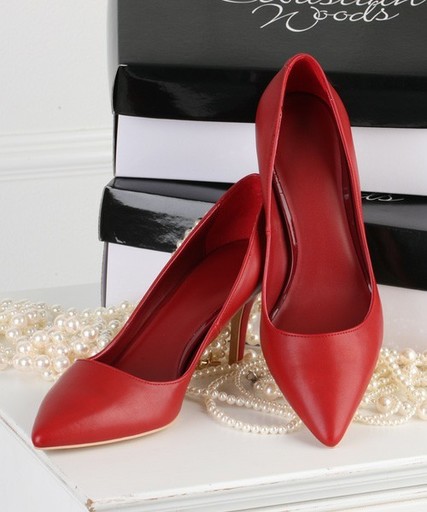 ポインテッドトゥ　6cmヒール　レザーパンプス　 ¥15,999税込 