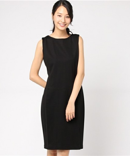 秋冬こそノースリーブのワンピースでみんなの視線を独り占め Arine アリネ