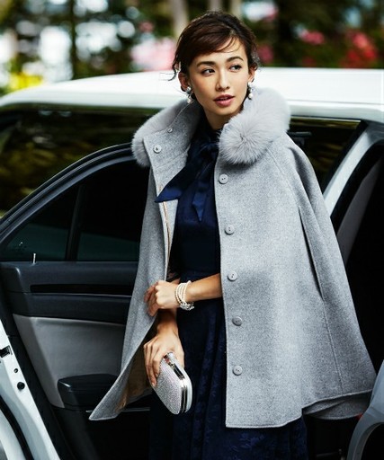 フォックスフリンジ毛100％マントコート