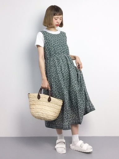 NOUGATINE レトロ小花柄ワンピース