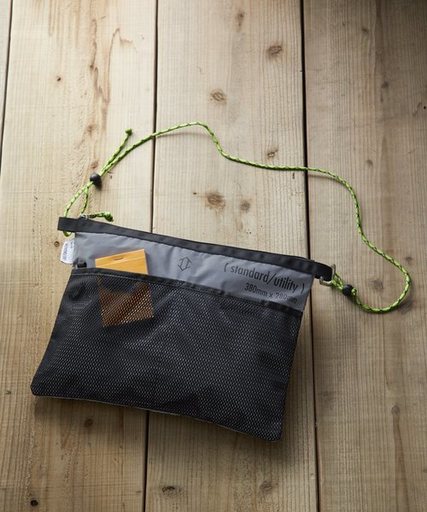 WKD/ER Reflection サコッシュ