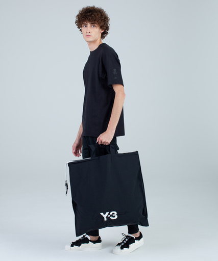 今年は モードストリート がキーワード Y 3を中心にご紹介 Arine アリネ