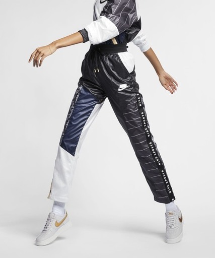 おしゃれで機能的なウーブンパンツでスポーツの秋を楽しもう Arine アリネ