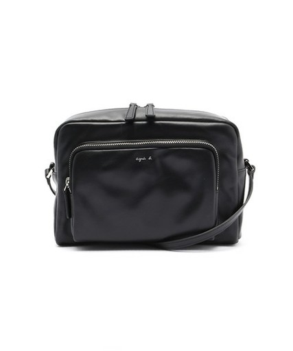 レディース 斜めがけショルダーバッグで大人っぽい印象を Arine アリネ