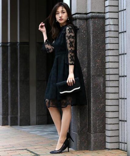 Aラインドレス パーティーコーデ 小物やおすすめヘアもご紹介 Arine アリネ