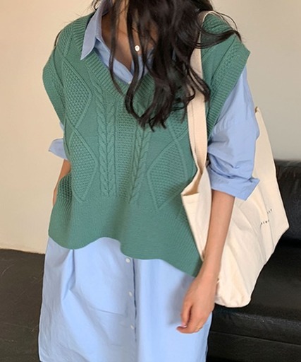 ノースリーブニットを駆使して上級者冬コーデを仕上げよう Arine アリネ