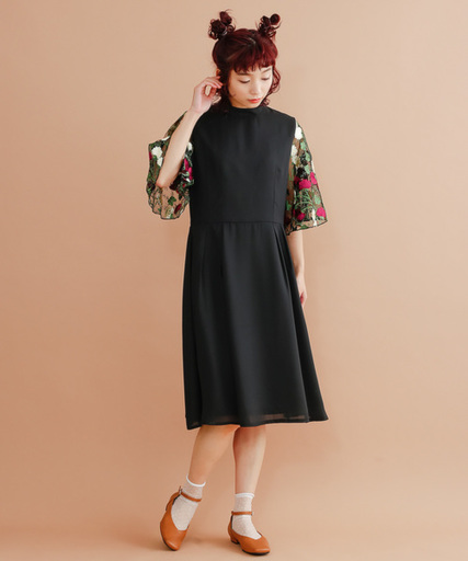 花刺繍レースシアースリーブワンピース7124