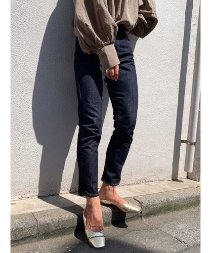 体系カバー テーパードデニムで見せる大人のレディースコーデ Arine アリネ