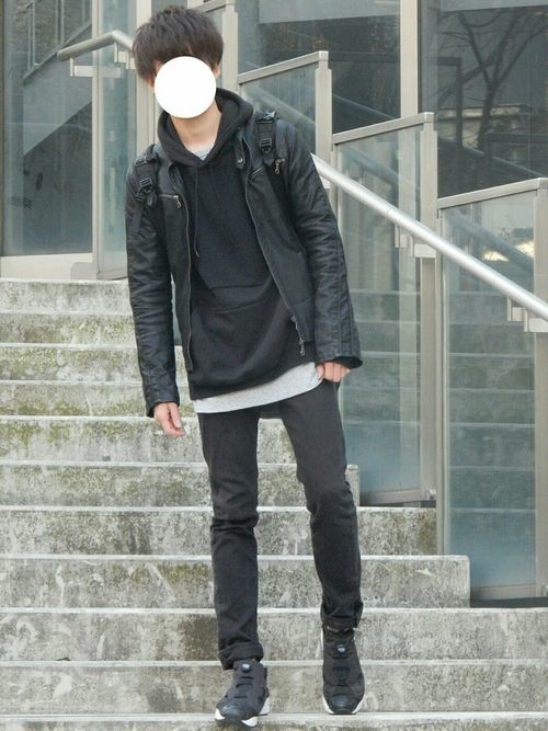 髪型 最高かつ最も包括的なライダース ジャケット 白 メンズ