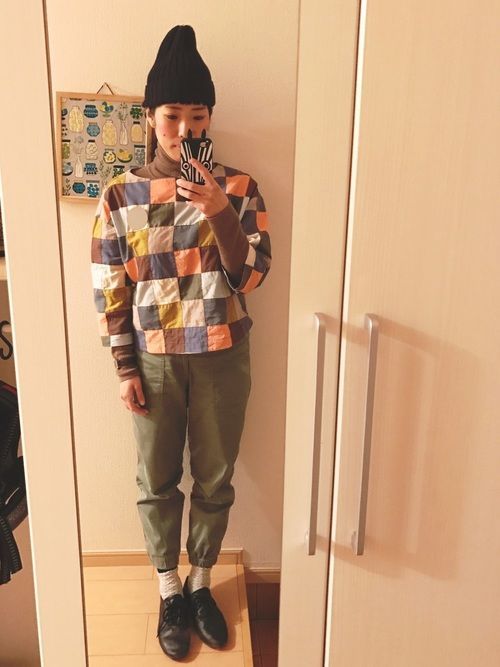 靴下選びがヒント 流行りの ジョガーパンツ 男女別コーデbook Arine アリネ