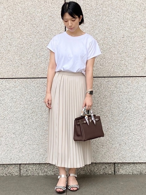 春夏秋冬 Tシャツの着回しレディースコーデをご紹介 Arine アリネ