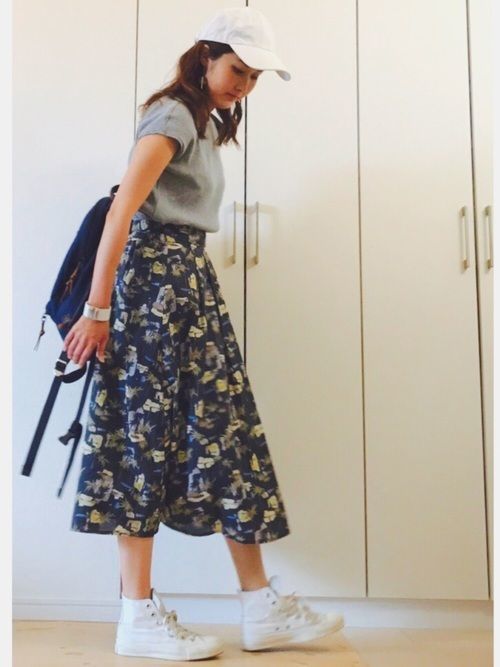 バレンシアガ 白キャップ コーデ Iucn Water