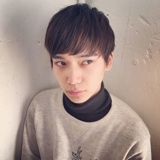 髪色を悩んでる君に モテる男のアッシュブラウンカラーおすすめ Arine アリネ