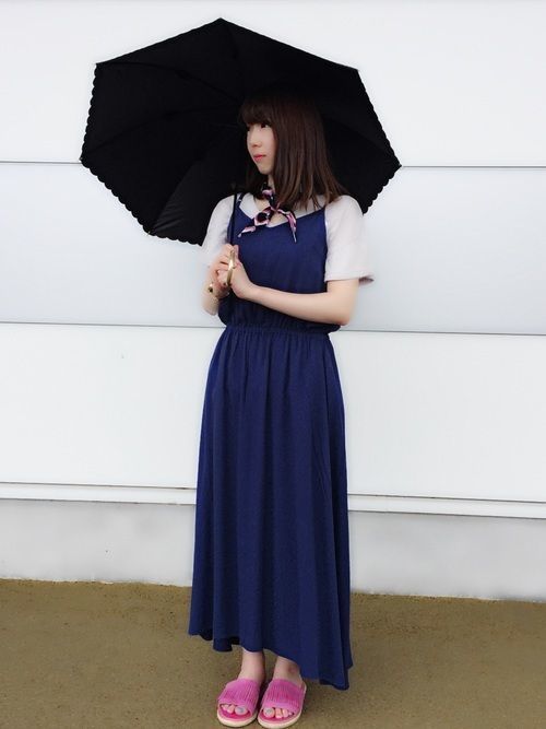 ツイリースカーフにはもう挑戦した 首の巻き方 その他アレンジ Arine アリネ