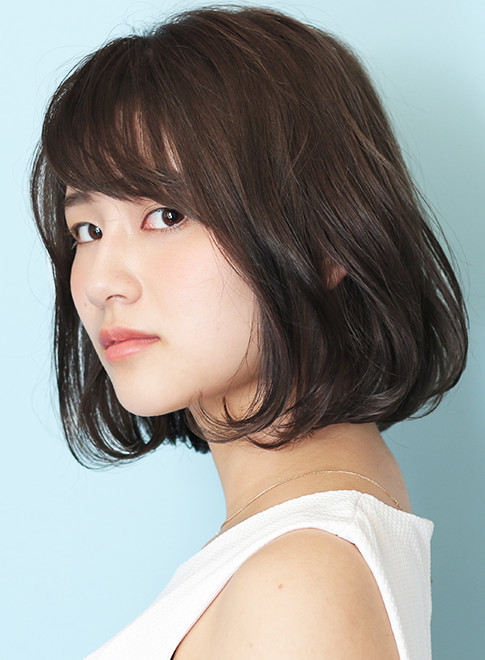 最新版 面長さんに似合う髪型厳選 面長を生かして美人魅せ Arine アリネ