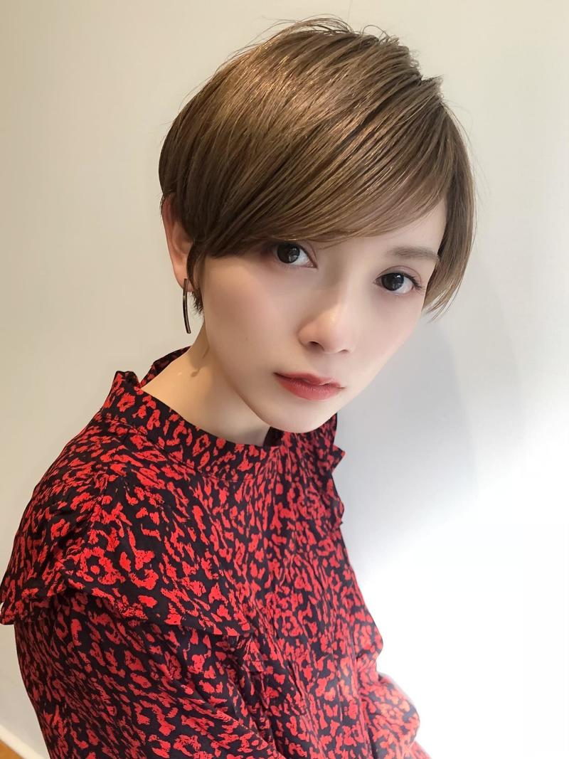 あなたにこっそり教えちゃう 顔が小さく見える髪型 を発表 Arine アリネ