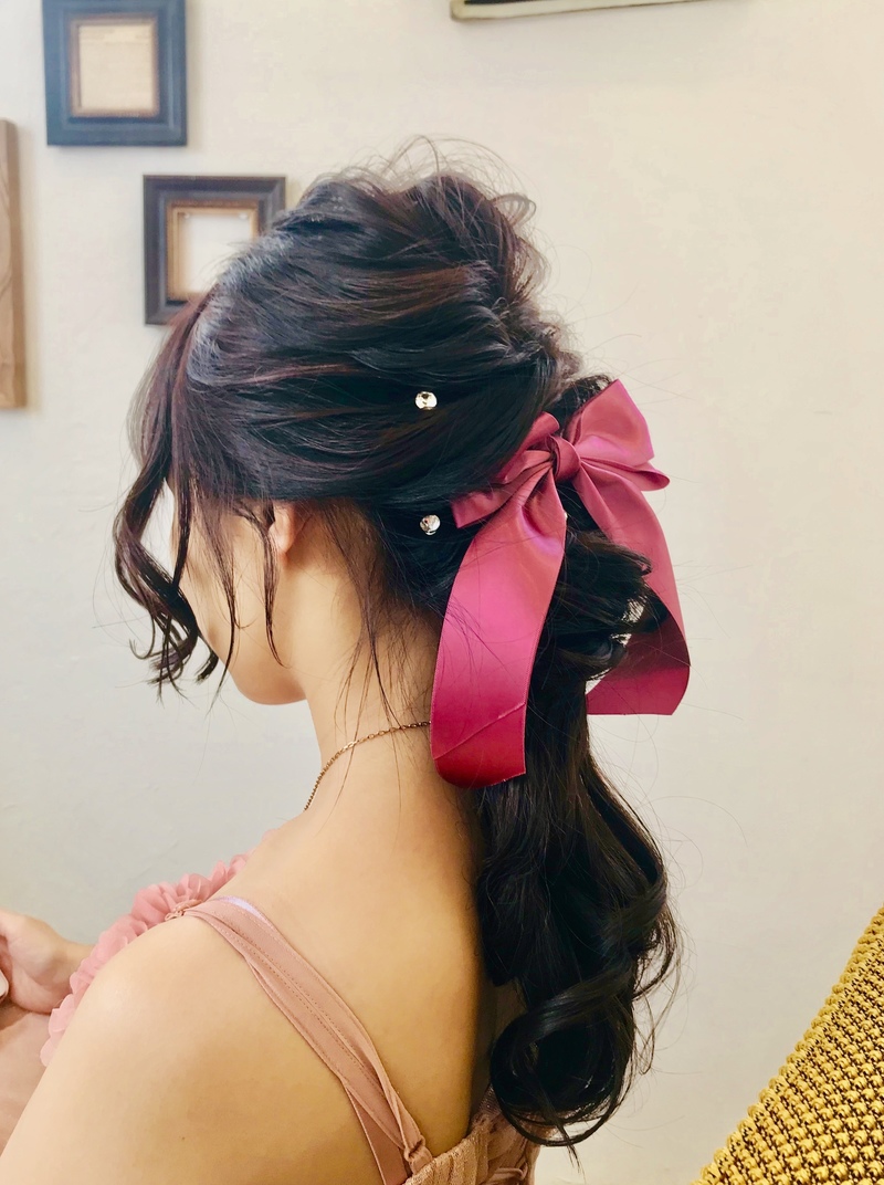 見て って自慢したくなる ポニーテールの巻き方 ジャーナル決定版 Arine アリネ