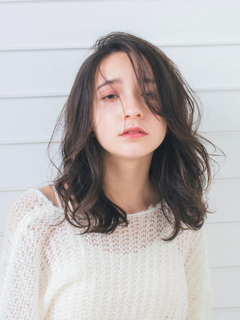 長めor短め 前髪を流す方法をマスターしてモテヘアを叶える Arine アリネ