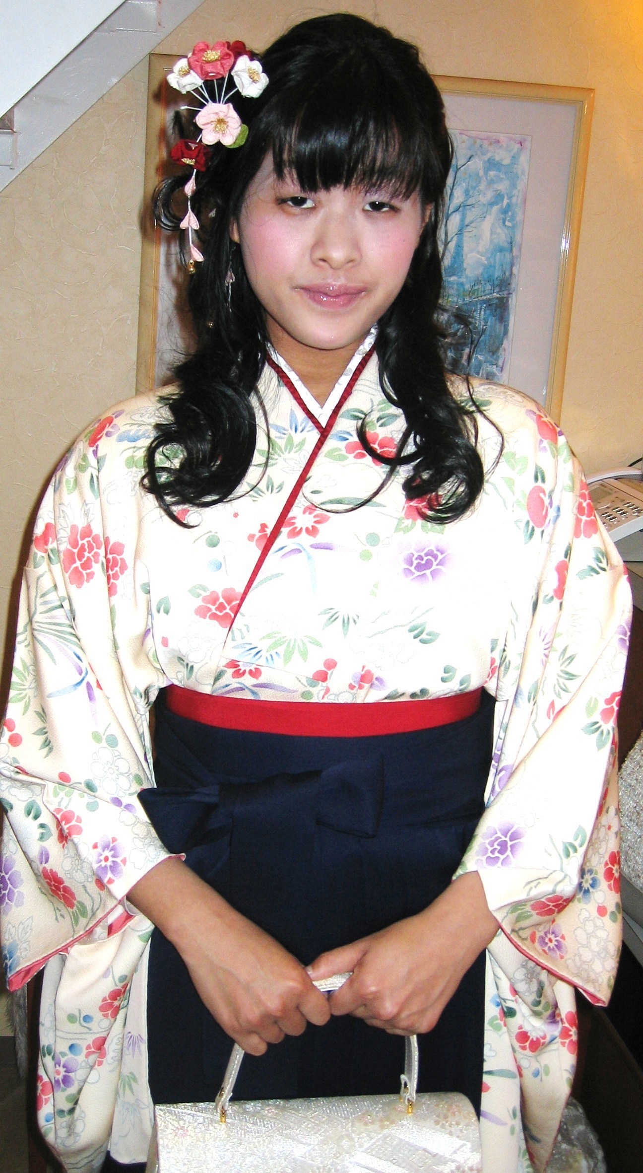 21年 卒業式ヘアアレンジ集 袴姿を華やかに飾るならこれ Arine アリネ