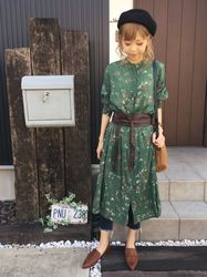 秋冬コーデが見違える♡旬の花柄ロングガウンに挑戦！