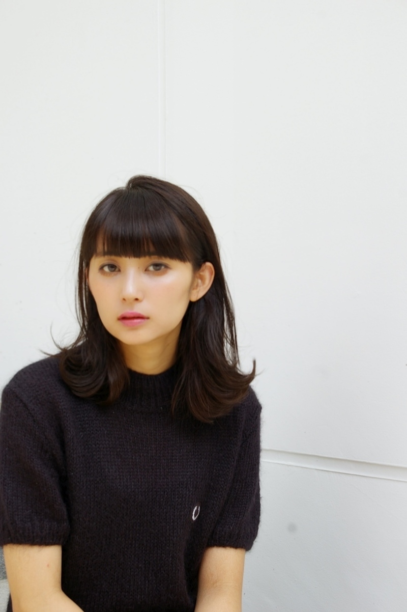 21年ブリーチ無し 市販でもアッシュブラックで魅力的な髪に Arine アリネ