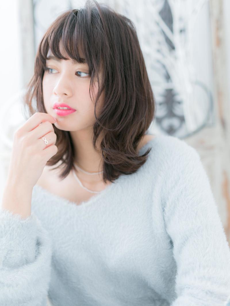 21年ブリーチ無し 市販でもアッシュブラックで魅力的な髪に Arine アリネ