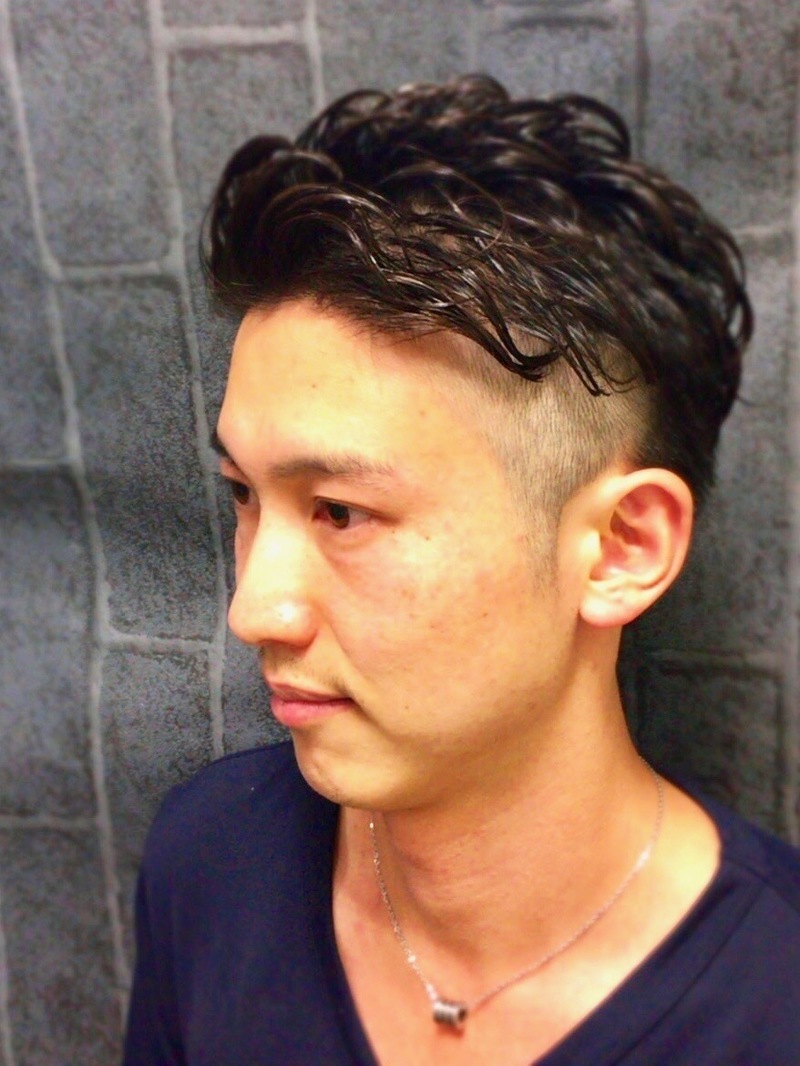 メンズヘア12選 アップバングのセット方法 おすすめスタイル Arine アリネ