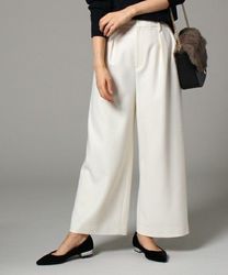 冬のおしゃれ楽しみたい人必見♡【ホワイトワイドパンツ】コーデ特集