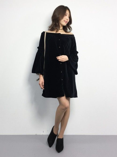 冬のドレスアップはベロアワンピースがおすすめ 結婚式やデートも Arine アリネ