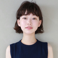 《インスタホワイト》で注目の明色化粧品でスキンケアを変える。