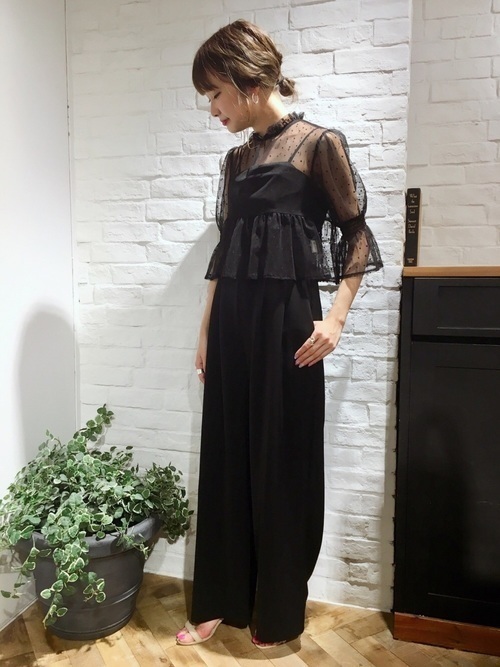 全身黒コーデが魅力的 かっこいい 甘めなレディースコーデ特集 Arine アリネ