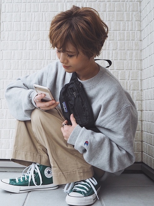 絶対に1枚欲しい Championスウェットで楽ちんスタイル Arine アリネ