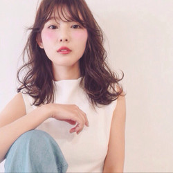 2019年大人女子のトレンドヘアは【外ハネヘア】で決まり♡