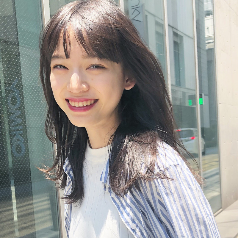 エレガント黒髪 前髪 あり ミディアム 最高のヘアスタイルのアイデア