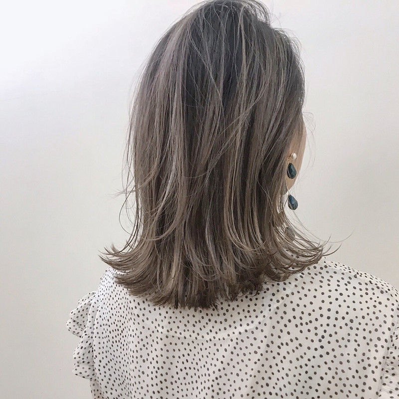 18年人気ヘアカラー 旬なカタログから最新トレンドを学べっ Arine アリネ