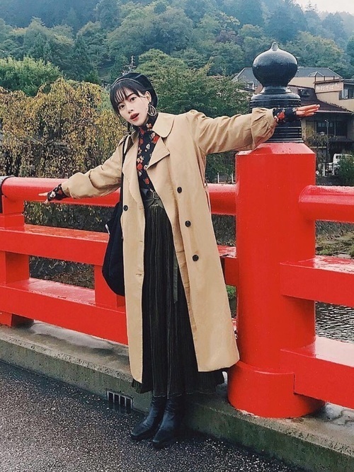 保存版 長さ別 黒のプリーツスカート着まわしコーデ26選 Arine アリネ