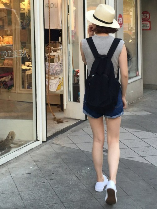 スプリングコートスニーカー おすすめアイテム 旬コーデをご紹介 Arine アリネ