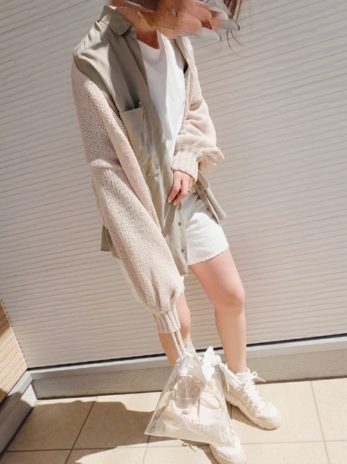 最も人気のある髪型 エレガント白 ショート パンツ コーデ