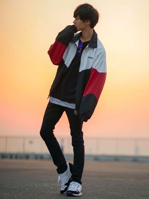 流行に左右されない シンプルコーデ だからこそコーデが映える Arine アリネ