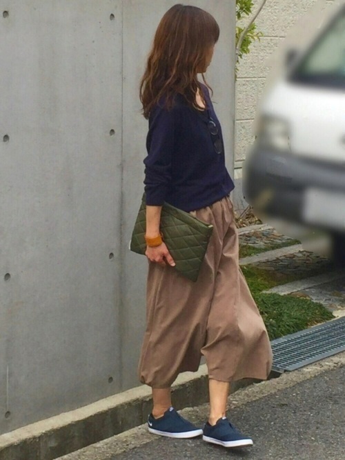 ゆったり履ける レディースサルエルパンツコーデ でモテスタイル Arine アリネ