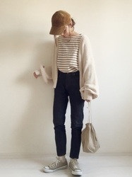 おしゃれさんの足元を彩る！スニーカー×レディースコーデのススメ♡