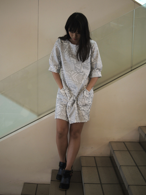 憧れは 個性派 万人ウケ 幾何学模様ファッションでトレンドを掴む Arine アリネ