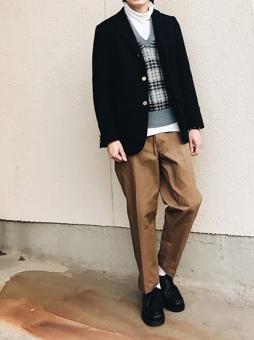 メンズ必見 チノパン ジャケットの春夏秋冬別コーデ22選 Arine アリネ