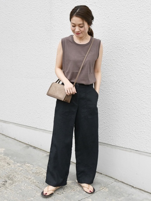 黒ワイドパンツコーデ選 おしゃれに着回すコツを伝授します Arine アリネ
