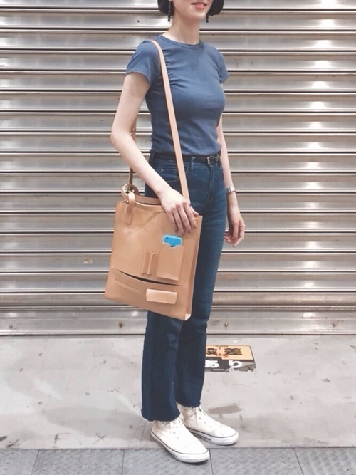 19 肌触り良しなリブtシャツのレディースコーデ15選 Arine アリネ