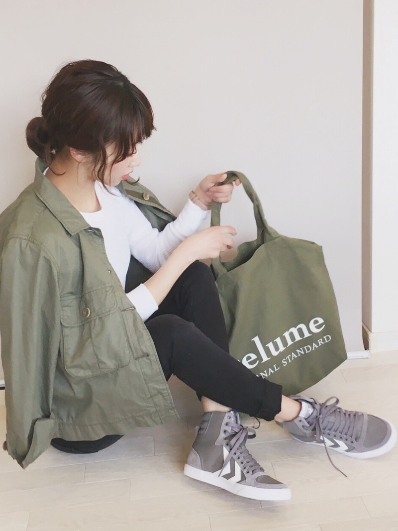 春夏秋冬 カーキシャツ着回し シャツワンピやアウターコーデも紹介 Arine アリネ 春夏秋冬 カーキシャツ着回し シャツワンピやアウターコーデも紹介 Arine アリネ