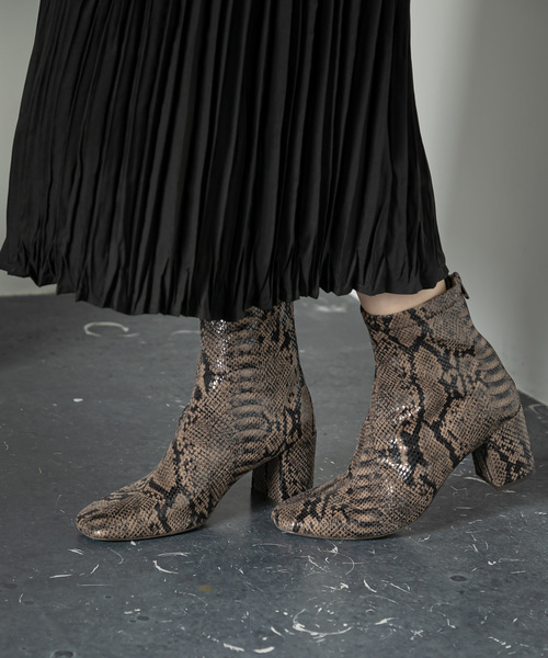 19年注目 ストレッチブーツ コーデで秋冬の流行を掴め Arine アリネ