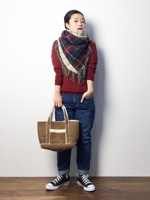 トレンチコートと相性 おしゃれにキマる大判ストールの巻き方 Arine アリネ