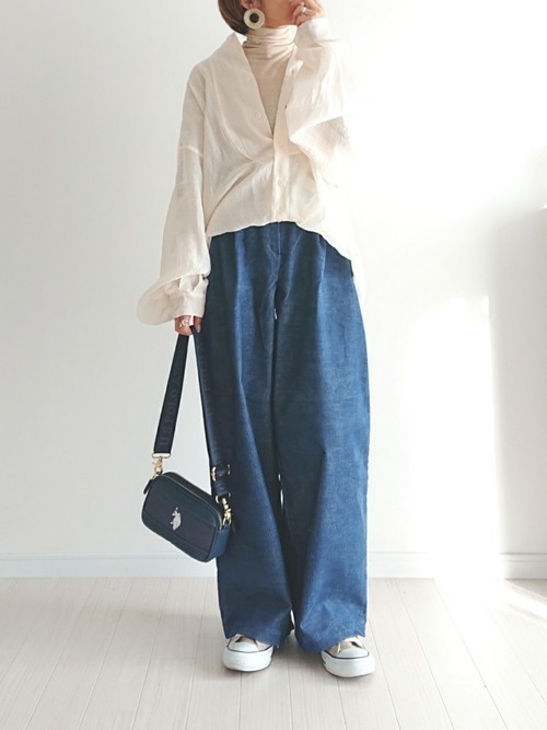 ミニマリストとは 最小限の服でおしゃれを楽しむ新生活のススメ Arine アリネ