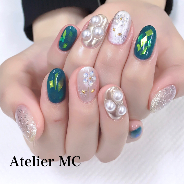 うなぎ Atelier Mc さんの冬ネイル 成人式ネイル 卒業式ネイルに関するスナップフォト Id Arine アリネ